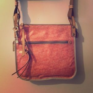 Fossil Keyper Crossbody